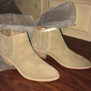 ankle booties
